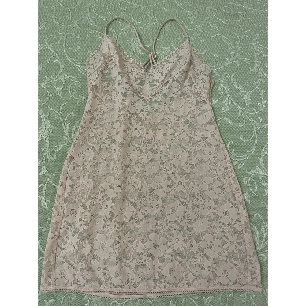 Victoria's Secret Full Slip Womens S Pink Lace Sheer Floral‎ Chemise Lingerie